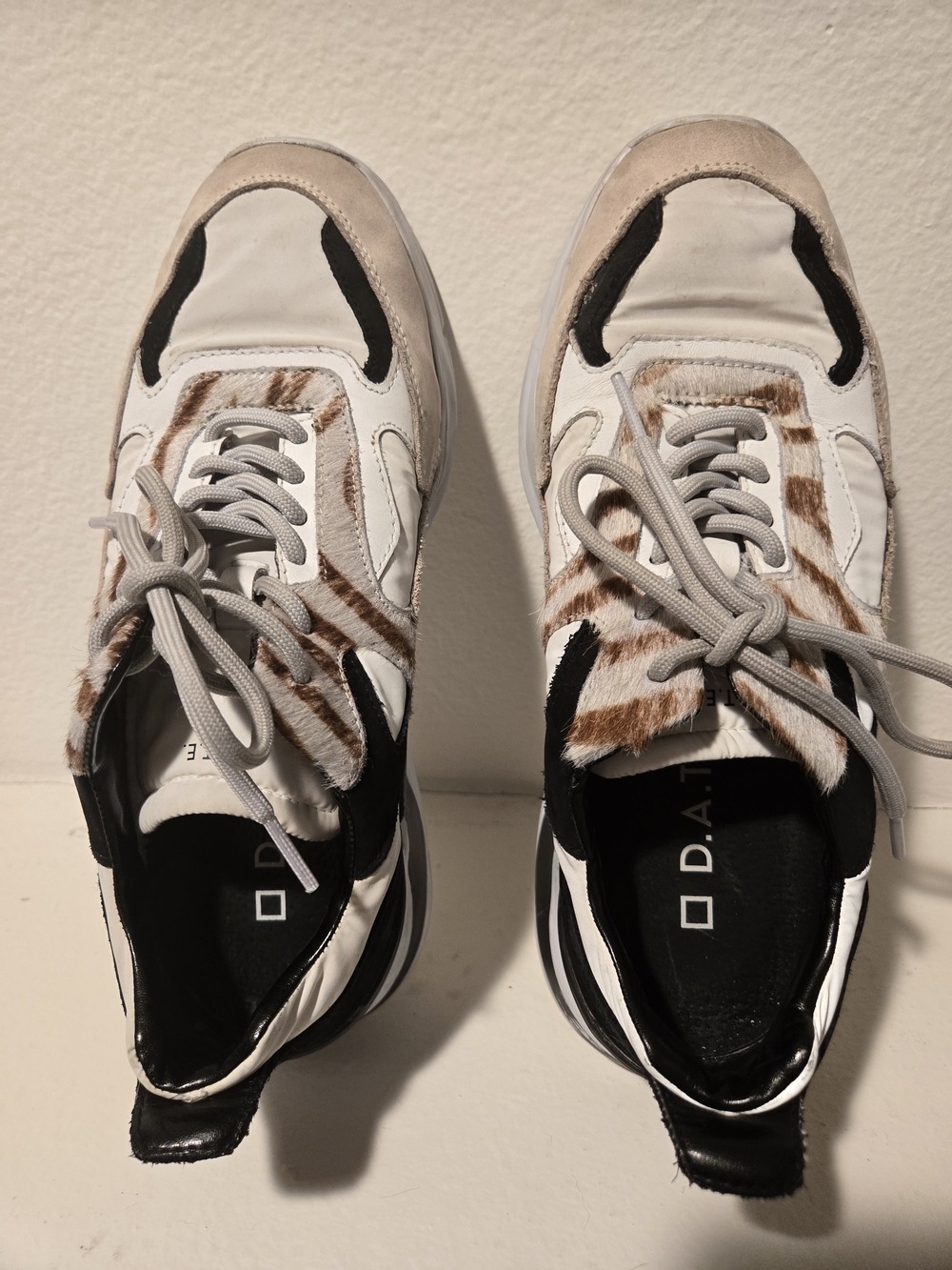 Antropologie - D.A.T.E. Fuga Animalier Zebra Sneakers - Picture 2 of 8